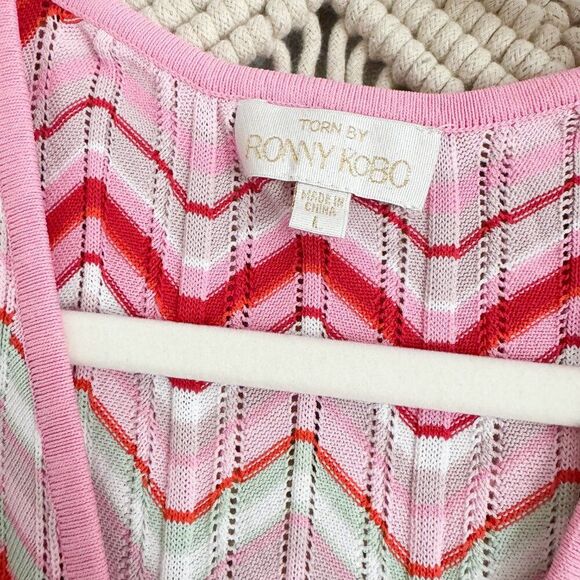 Torn by Ronny Kobo Pink Knit Chevron Sleeveless Pullover Maxi Dress – Size Large - Picture 3 of 7
